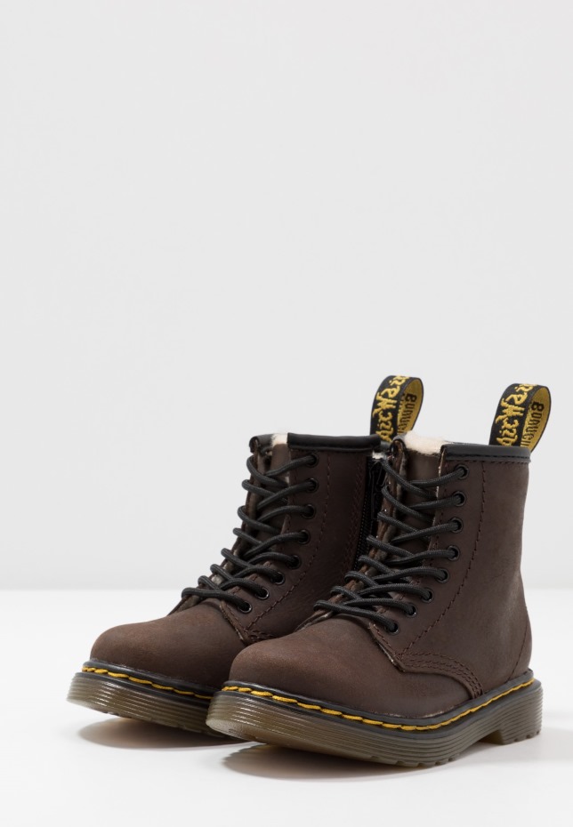 σκούρο καφέ μπότες Dr.martens 1460 χειμερινές μπότες Serena
