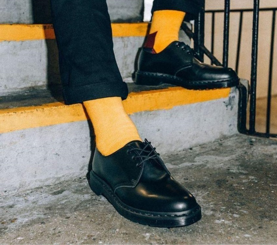 μαύρο λείο Dr Martens ελλάδα 1461 μονό