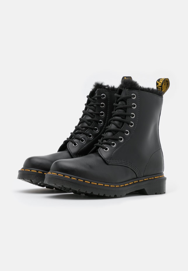 1460 Serena Lace Up Ankle Boots Dr Martens Greece μαύρο