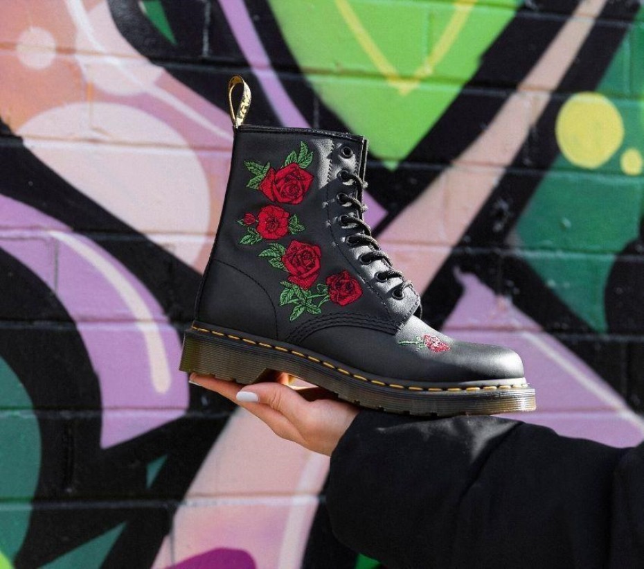 μαύρες μπότες Softy T Dr.martens 1460 Vonda 8 Eye Boot