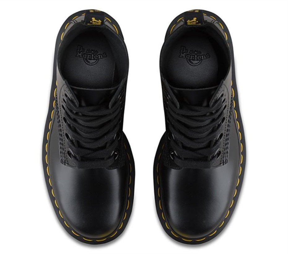 Dr Martens Greece Black Buttero Molly