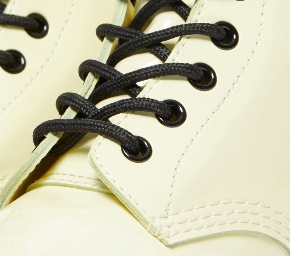 μπότες Dr.martens λάμπα κρέμας τουαλέτας 1460 λουράκι