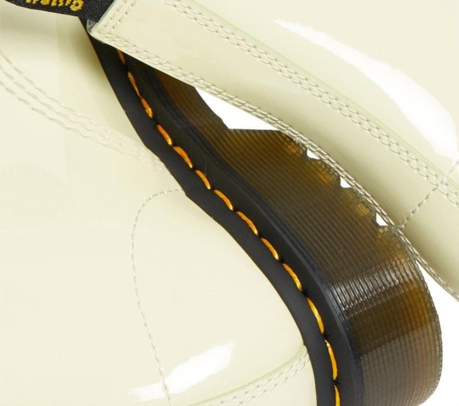 μπότες Dr.martens λάμπα κρέμας τουαλέτας 1460 λουράκι