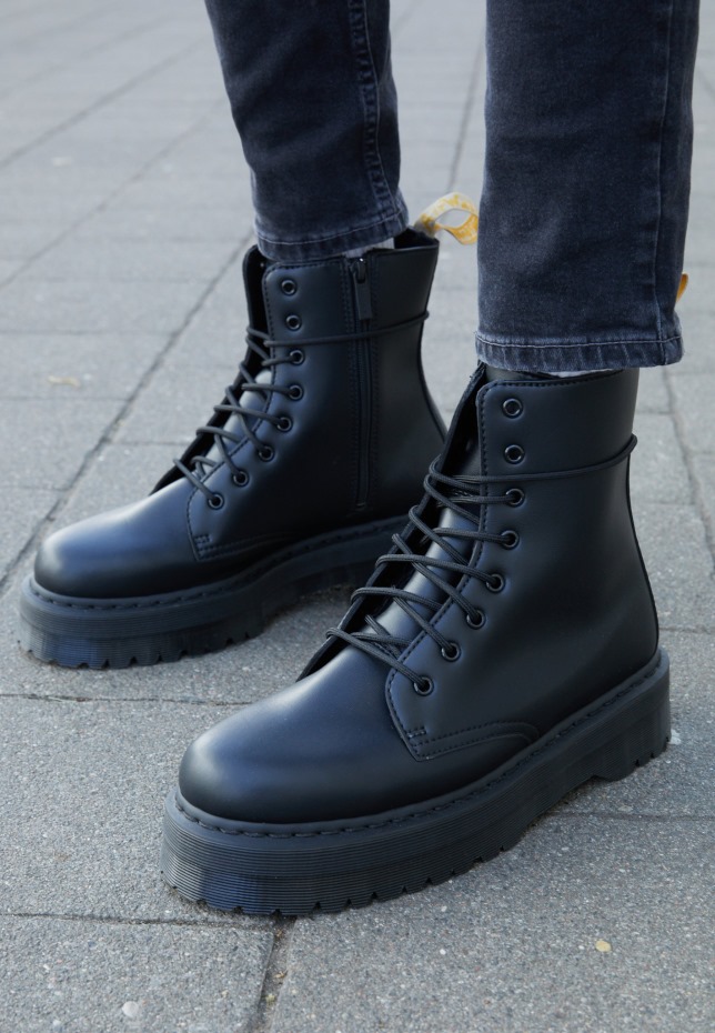 μαύρα Vegan Jadon Ii μονό μποτάκια με κορδόνια Dr Martens Greece