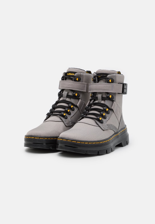 Dr Martens Greece Zinc Grey χτένες τεχνολογίας Unisex με κορδόνια μέχρι τον αστράγαλο