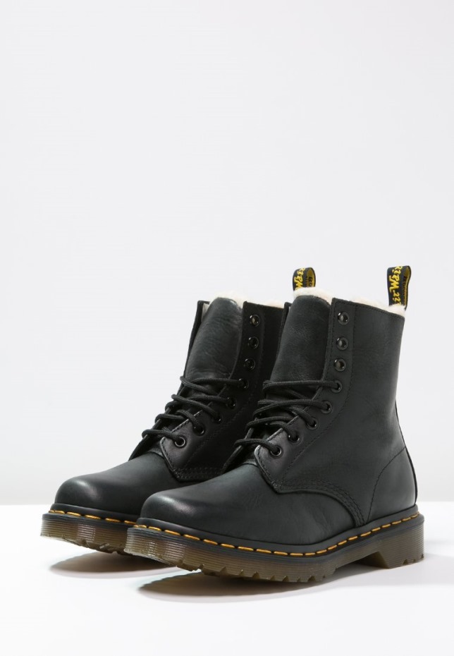1460 Serena Lace Up Ankle Boots Dr Martens Greece μαύρο