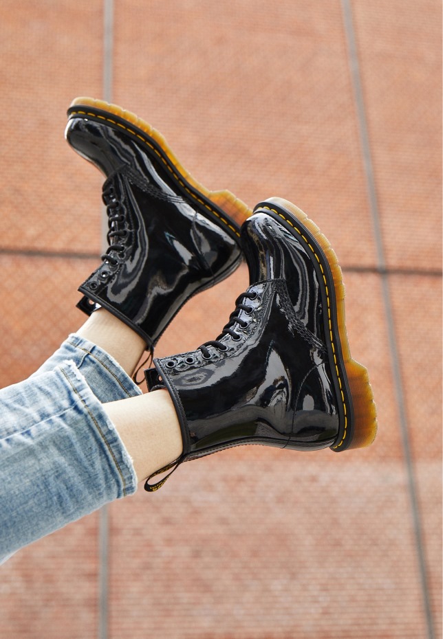 μαύρο 1460 8 μάτι για μπότες φωτιστικό με κορδόνια μποτάκια Dr Martens Greece