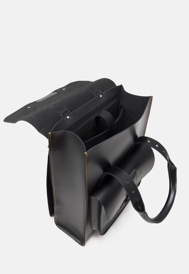 μαύρο σακίδιο Dr Martens Greece Unisex σακίδιο