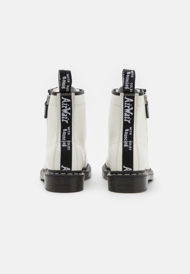 Μποτάκια με κορδόνια 1460 λευκά λεία μποτάκια Dr.martens