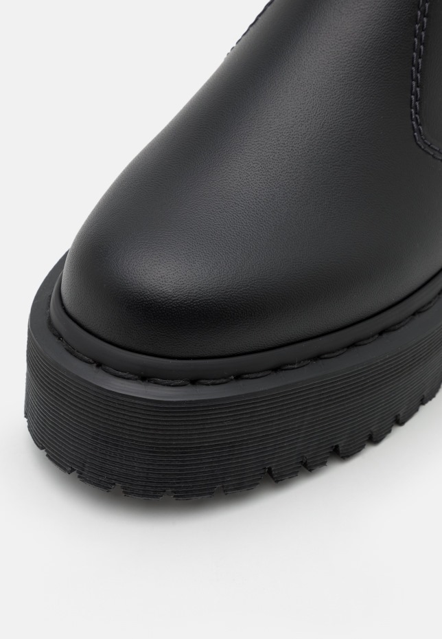 2976 Quad Unisex μποτάκια με πλατφόρμα Dr Martens Greece μαύρο