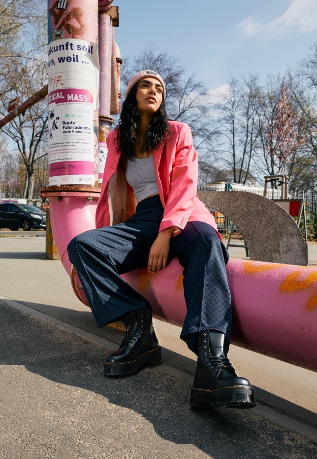 μποτάκια Jadon Platform Dr Martens Greece μαύρα