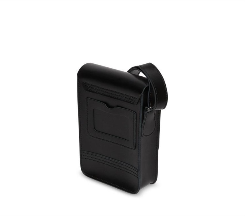 τσαντάκι χιαστί μαύρο κουτί Dr Martens Greece