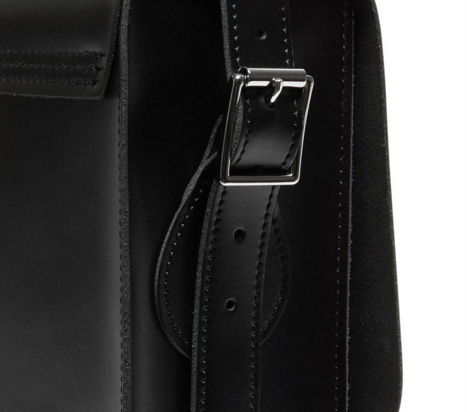 Dr Martens Greece Box Messenger Bag μαύρη