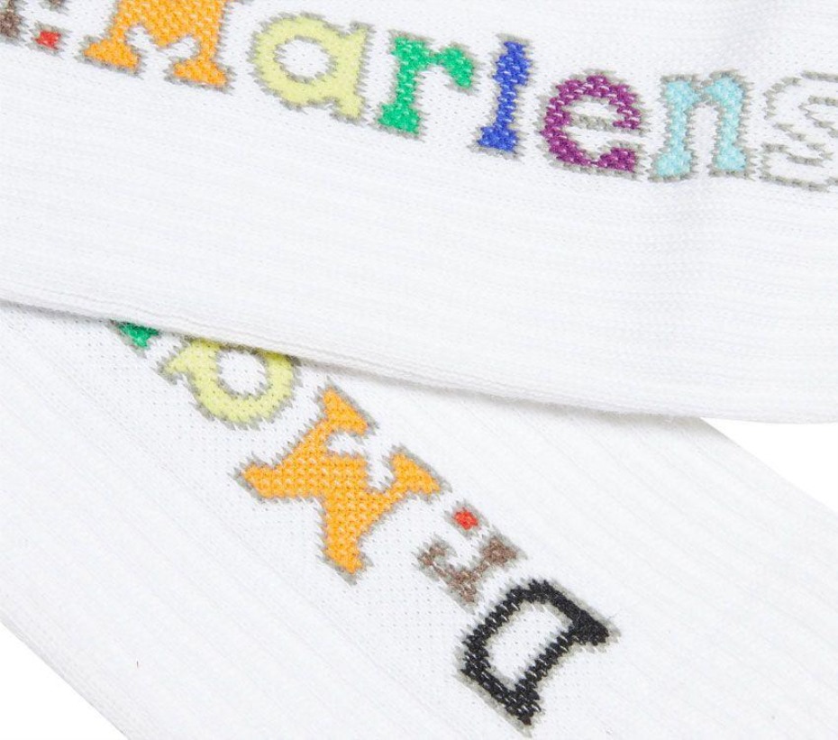 κάθετη κάλτσα λογότυπο Dr Martens Greece Pride