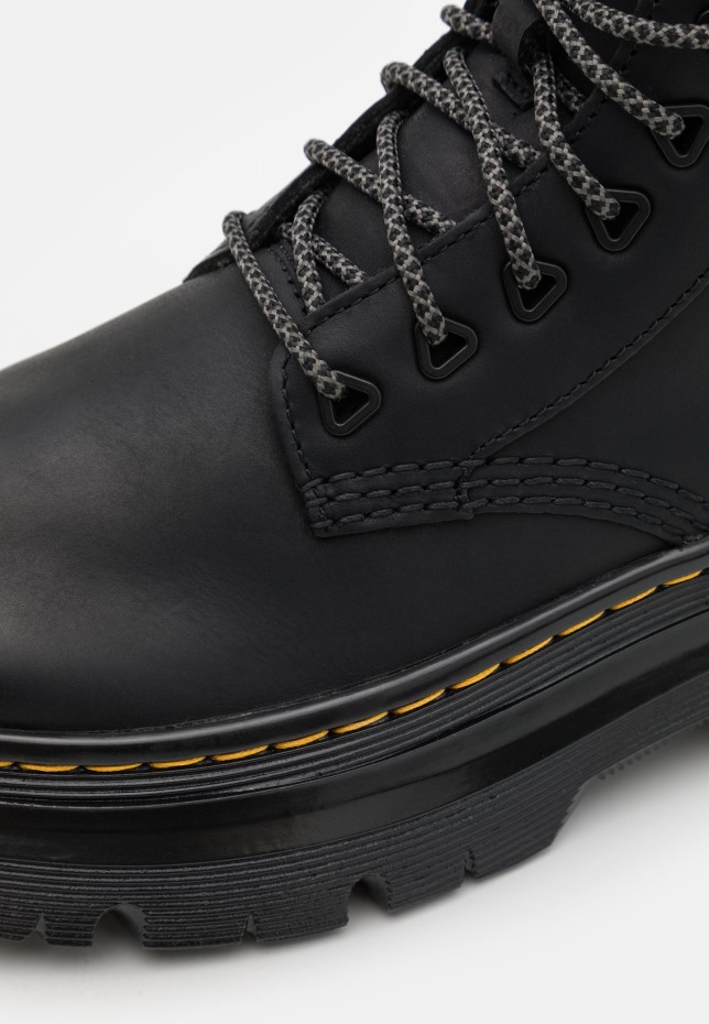 Dr Martens Greece Tarik Wyoming Unisex μποτάκια με κορδόνια μαύρα