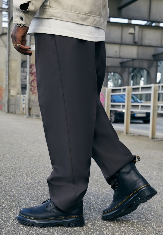 Dr Martens Greece Tarik Wyoming Unisex μποτάκια με κορδόνια μαύρα