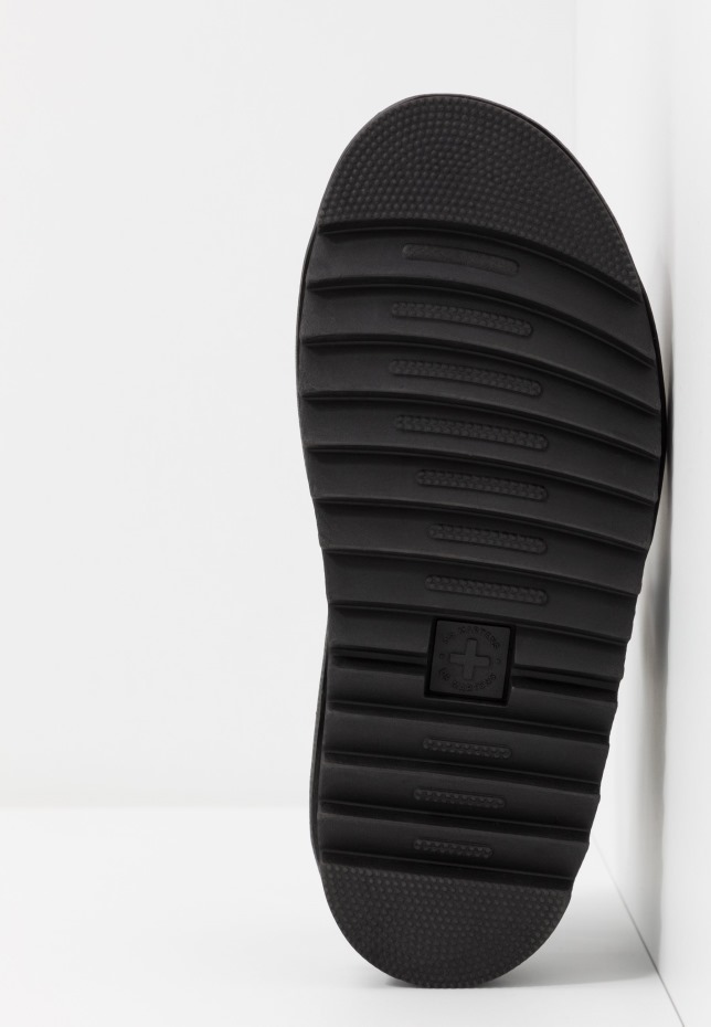 Dr Martens Greece μαύρα πέδιλα πλατφόρμα Voss