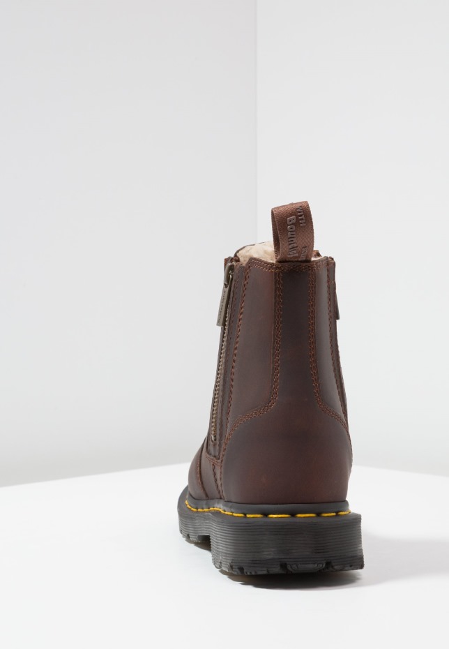 σκούρο καφέ Dr Martens Greece 2976 Alyson Zips Snowplow κλασικά μποτάκια