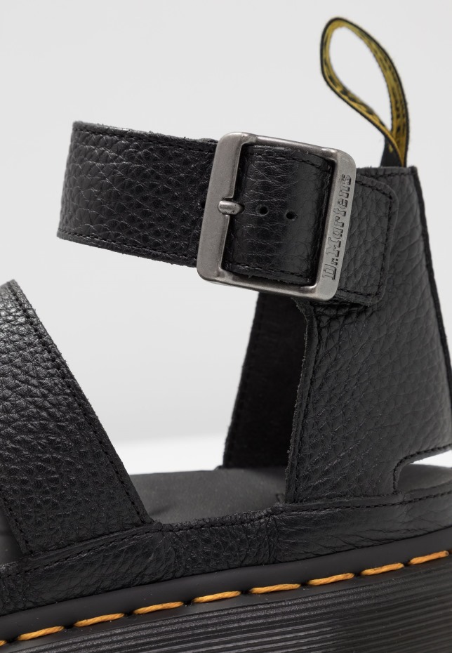 Clarissa πέδιλα τετραπλατφόρμας μαύρα θεία Sally Dr Martens Greece