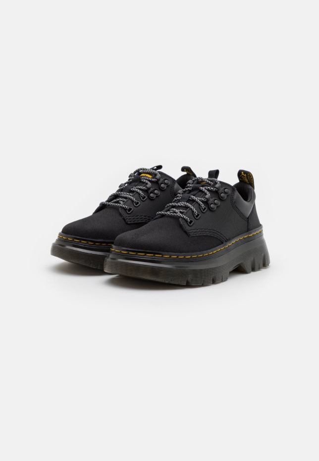 Tarik Unisex Casual Lace Ups Dr Martens Greece Black