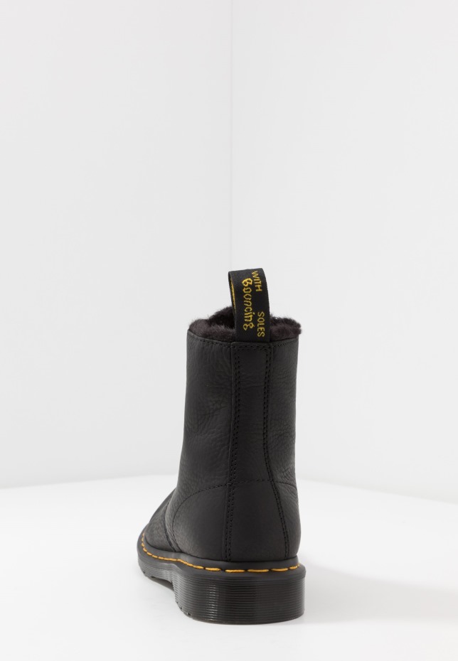 μαύρα 1460 Pascal Unisex μποτάκια με κορδόνια Dr Martens Greece