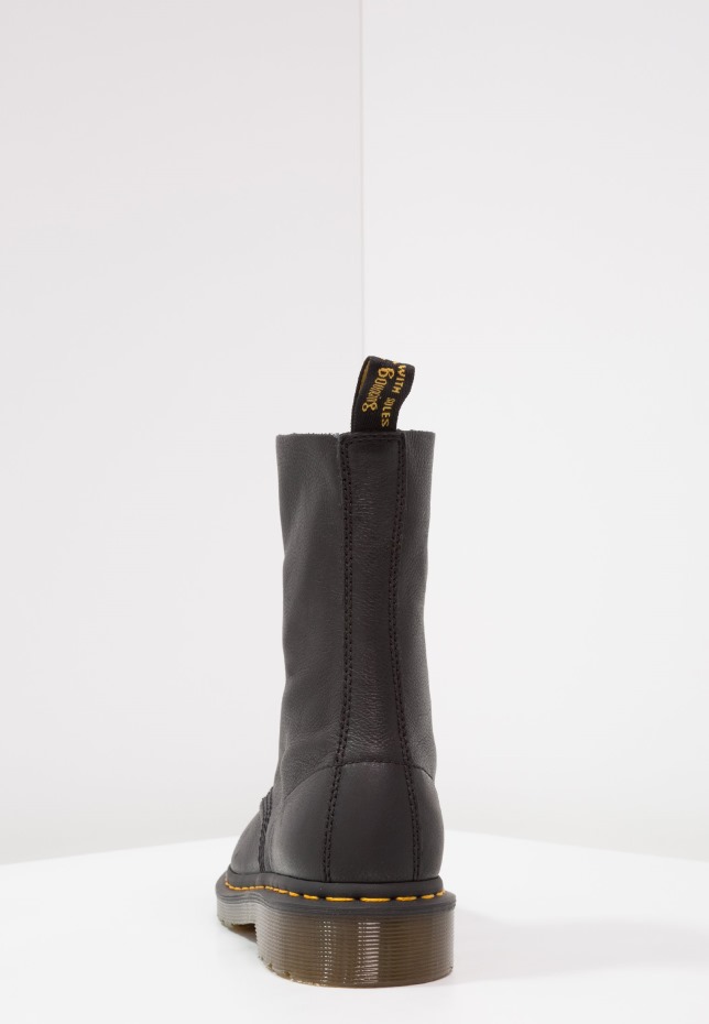 1490 10 Eye Virginia Lace Up Ankle Boots Black Dr Martens Greece