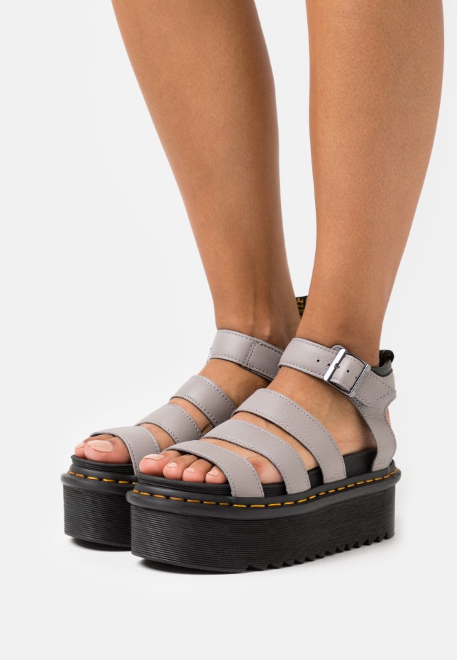 Dr Martens Greece Blaire πέδιλα τετραπλατφόρμας γκρι Pisa